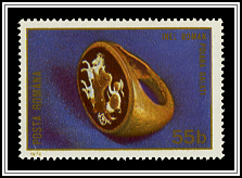 Gold Cameo Ring