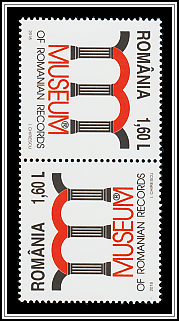 Tête-bêche Pair Type III