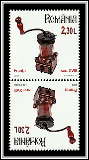Tête-bêche pair, bottom edges adjacent