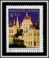 Parliament Building, Statue of II. Rákóczi Ferenc