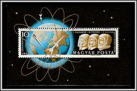 Globe, Spacecraft in Orbit, Astronauts