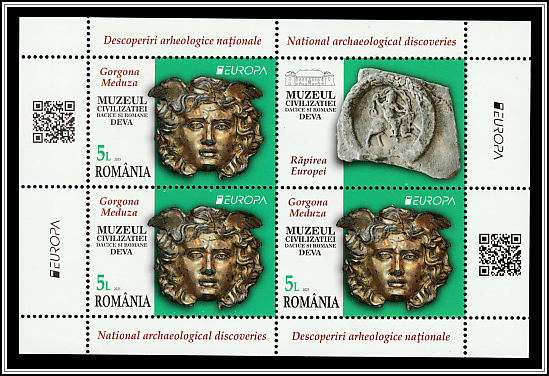 Gorgon Medusa Gilt Bronze Appliqué