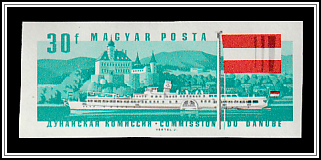 Paddle Steamer Deák Ferencz, Schönbühel Castle; Flag of Austria